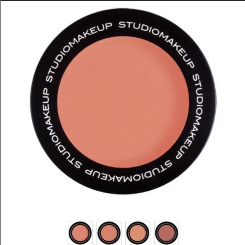 Studio Makeup Blush+FREE Highlighter
